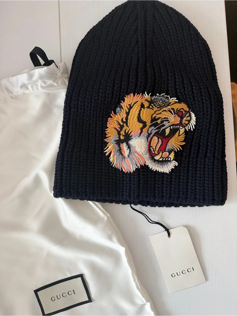 Gucci Black Knit Beanie with Embroidered Tiger